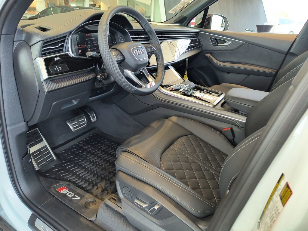 New 2026 Audi SQ7 Premium Plus image 2