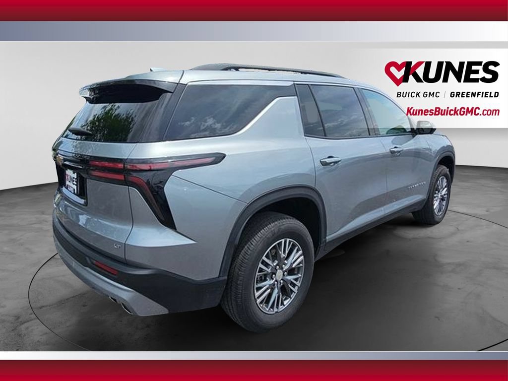 Used 2024 Chevrolet Traverse LT AWD/4WD image 5