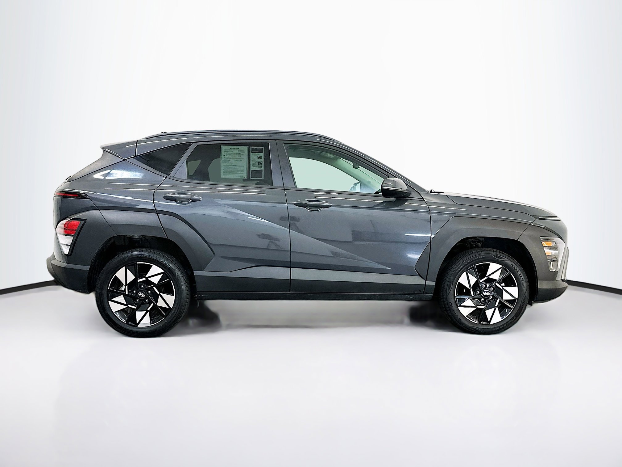 Used 2024 Hyundai Kona SEL image 10