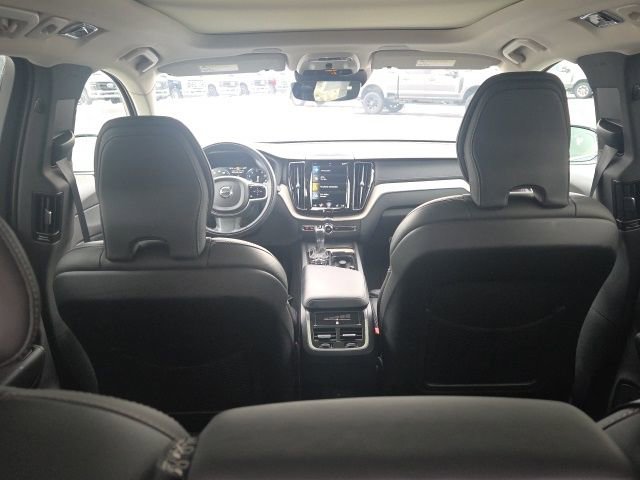 Used 2021 Volvo XC60 T5 Inscription image 16