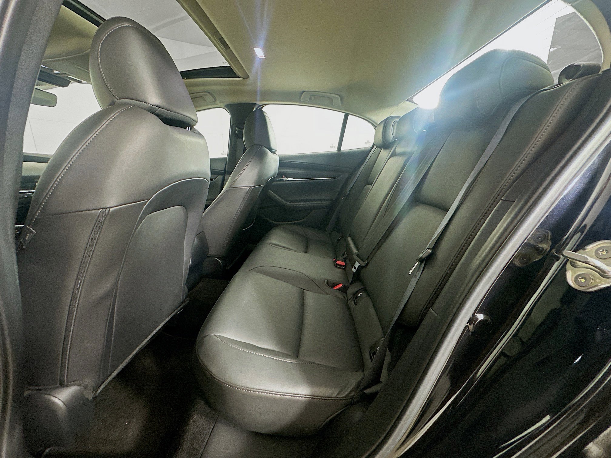 Used 2023 MAZDA MAZDA3 s FWD image 27