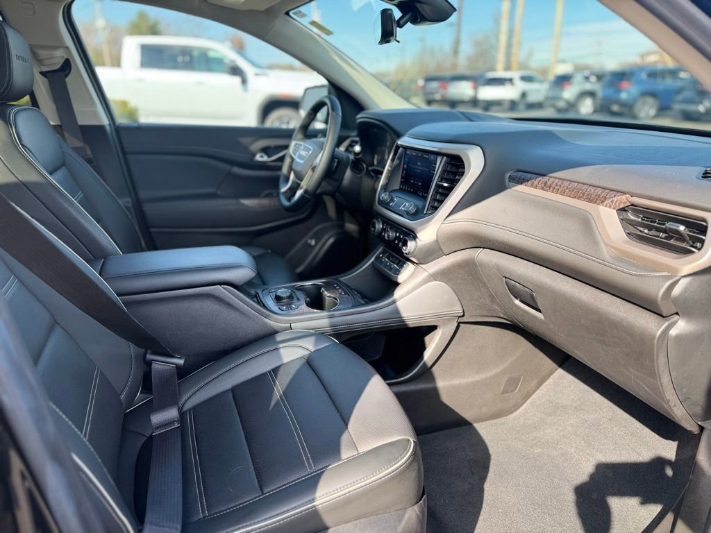 Certified 2023 GMC Acadia Denali w/ Denali Ultimate Package AWD/4WD image 11