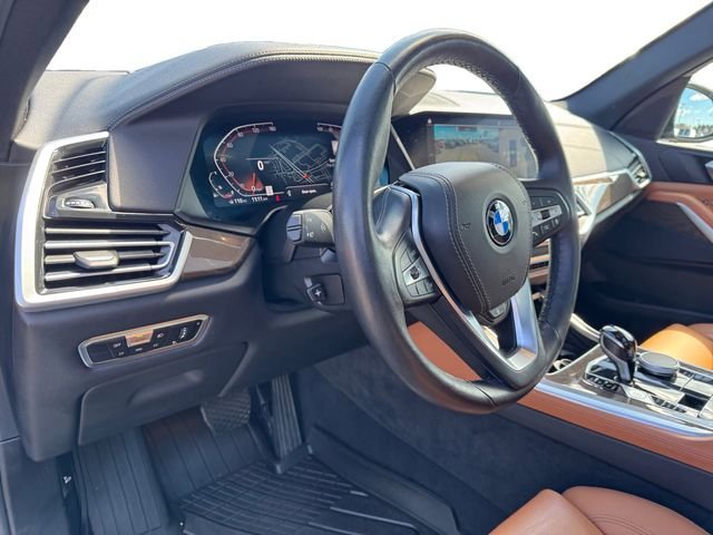 Used 2022 BMW X5 xDrive40i w/ Premium Package AWD/4WD image 13