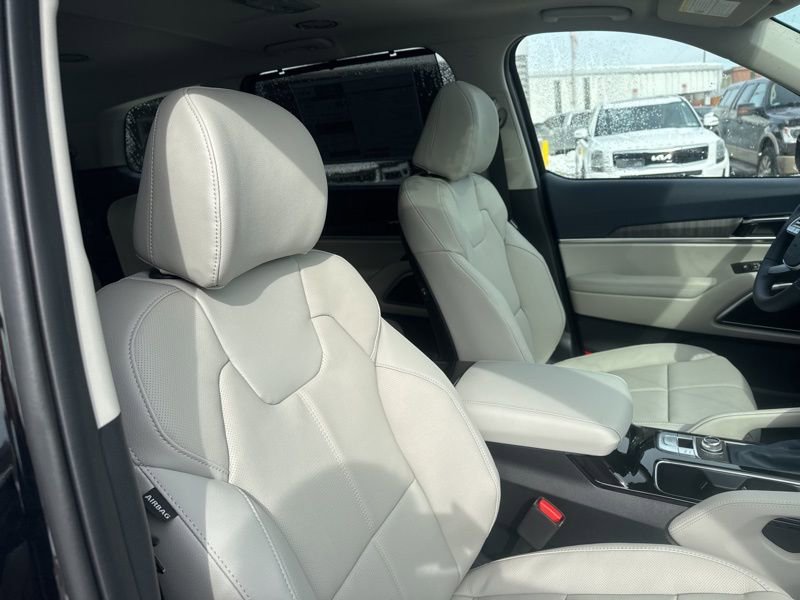 New 2025 Kia Telluride EX image 16