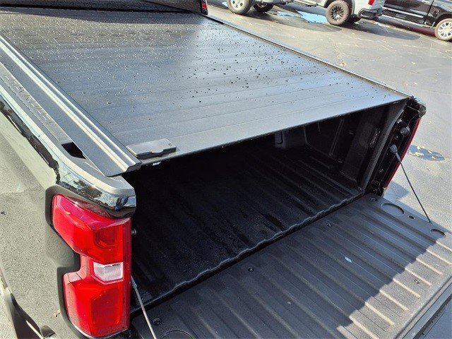 Certified 2021 Chevrolet Silverado 1500 RST image 24