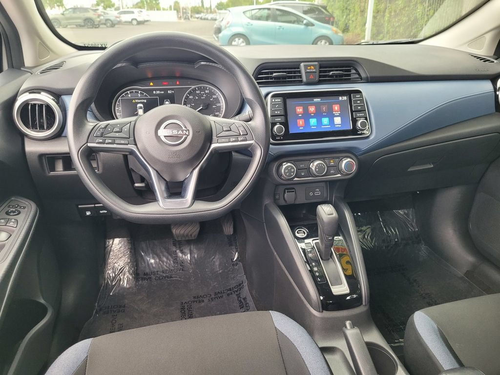 Used 2025 Nissan Versa SV FWD image 19