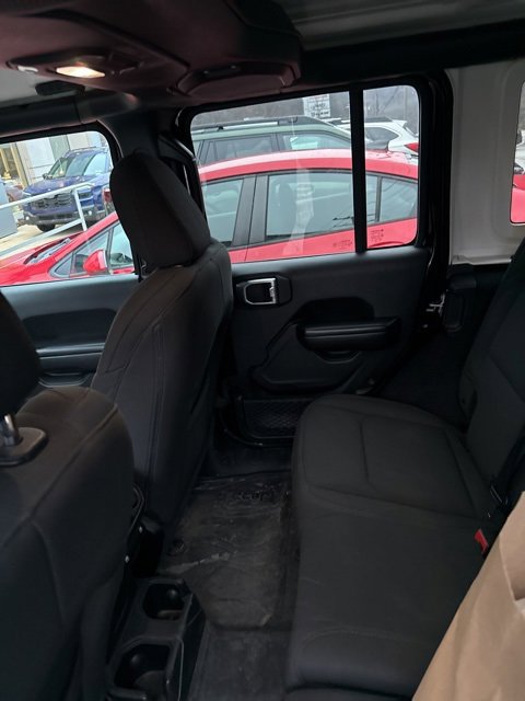 Used 2018 Jeep Wrangler Unlimited Sport S image 21