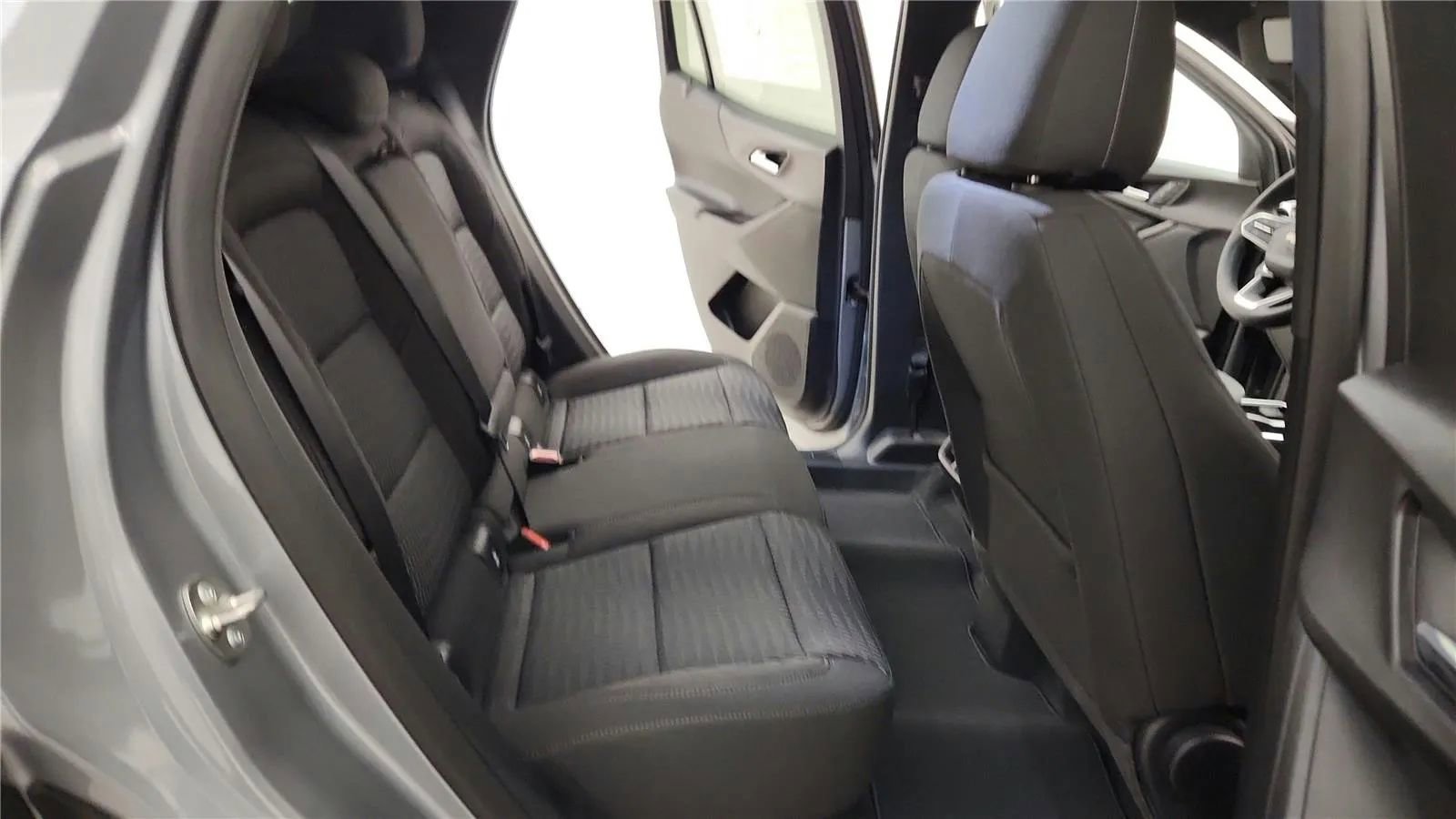 New 2026 Chevrolet Equinox LT image 28