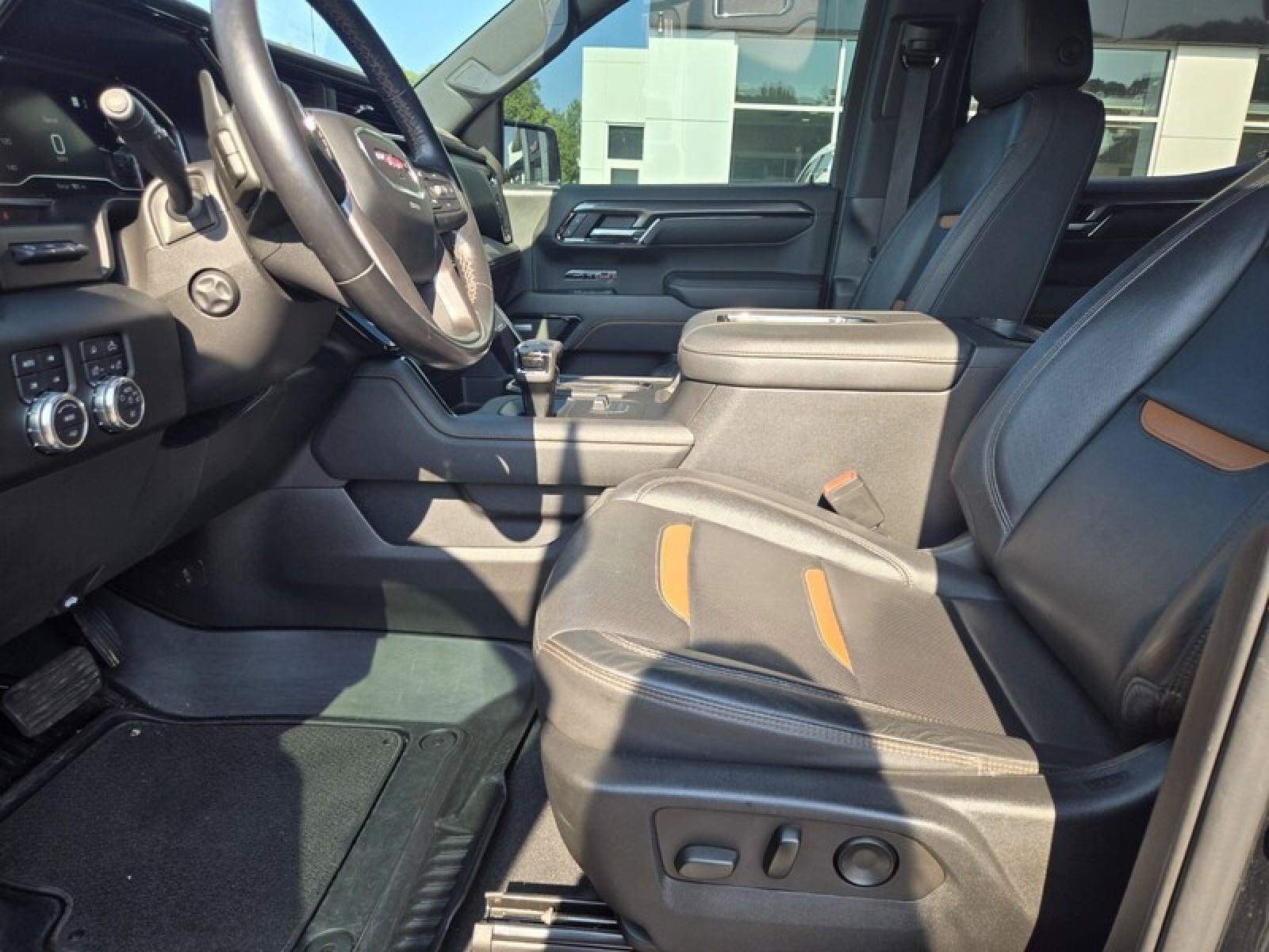 Used 2022 GMC Sierra 1500 AT4 w/ AT4 Premium Package AWD/4WD image 19
