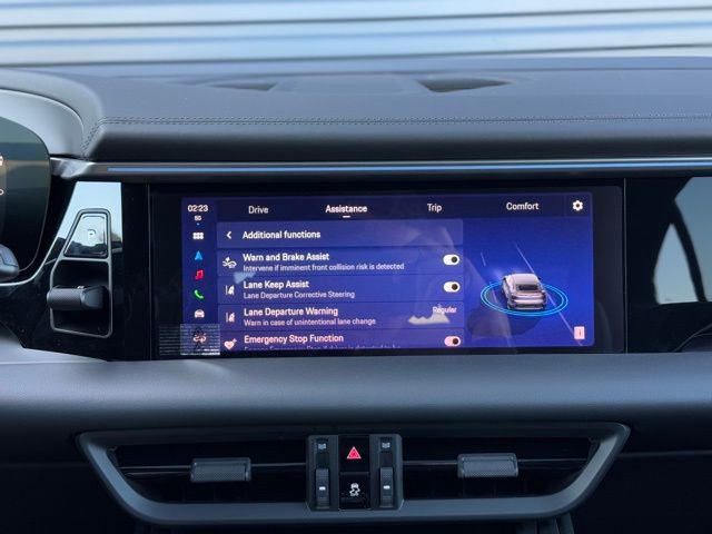 New 2025 Porsche Macan Electric image 27