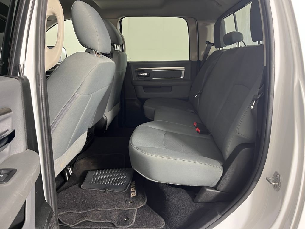 Used 2020 RAM 1500 Classic SLT image 13