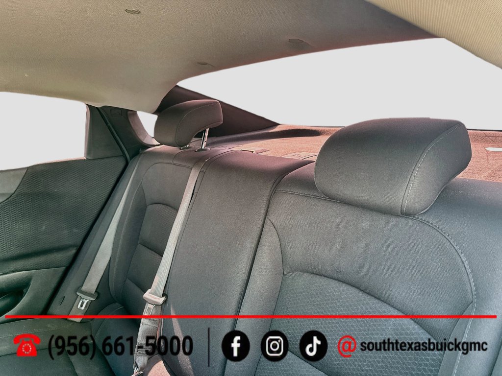 Used 2025 Chevrolet Malibu RS w/ LPO, Floor Liner Package FWD image 22