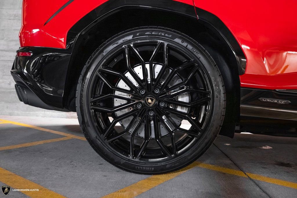 New 2025 Lamborghini Urus SE AWD/4WD image 15