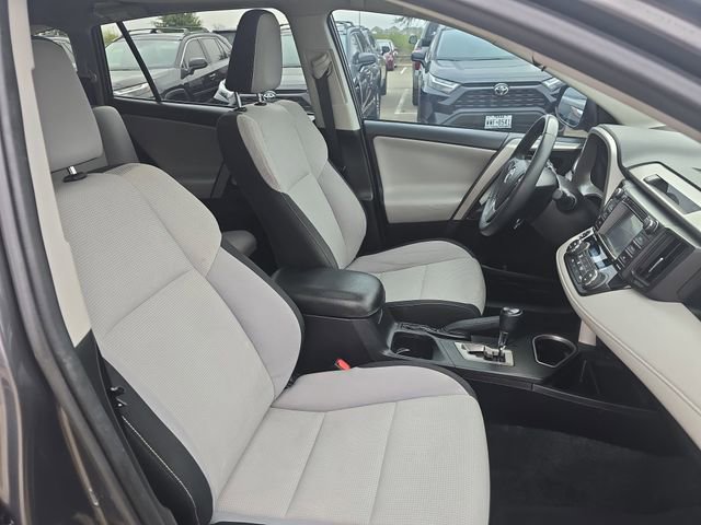 Used 2017 Toyota RAV4 XLE image 10
