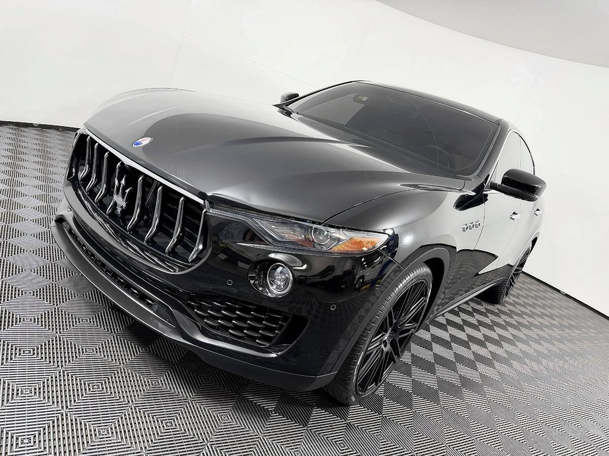 Used 2018 Maserati Levante AWD/4WD image 22