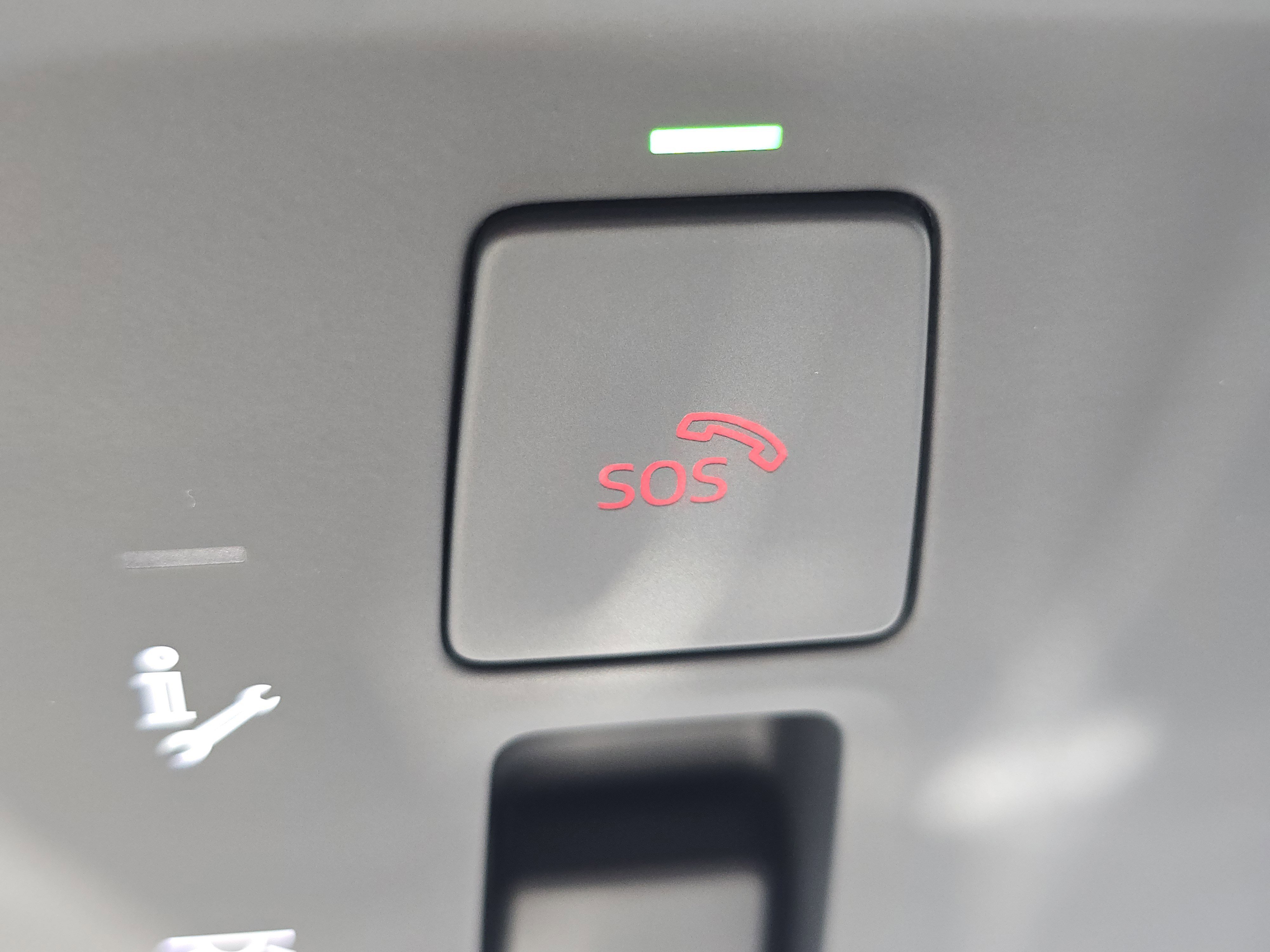 New 2025 Audi S6 e-tron Premium Plus image 14