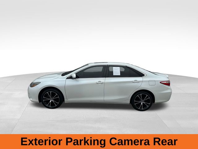 Used 2017 Toyota Camry XSE image 2