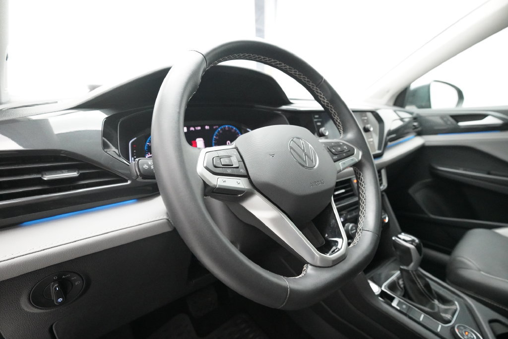 Used 2023 Volkswagen Taos SEL w/ Black Wheel Package AWD/4WD image 8