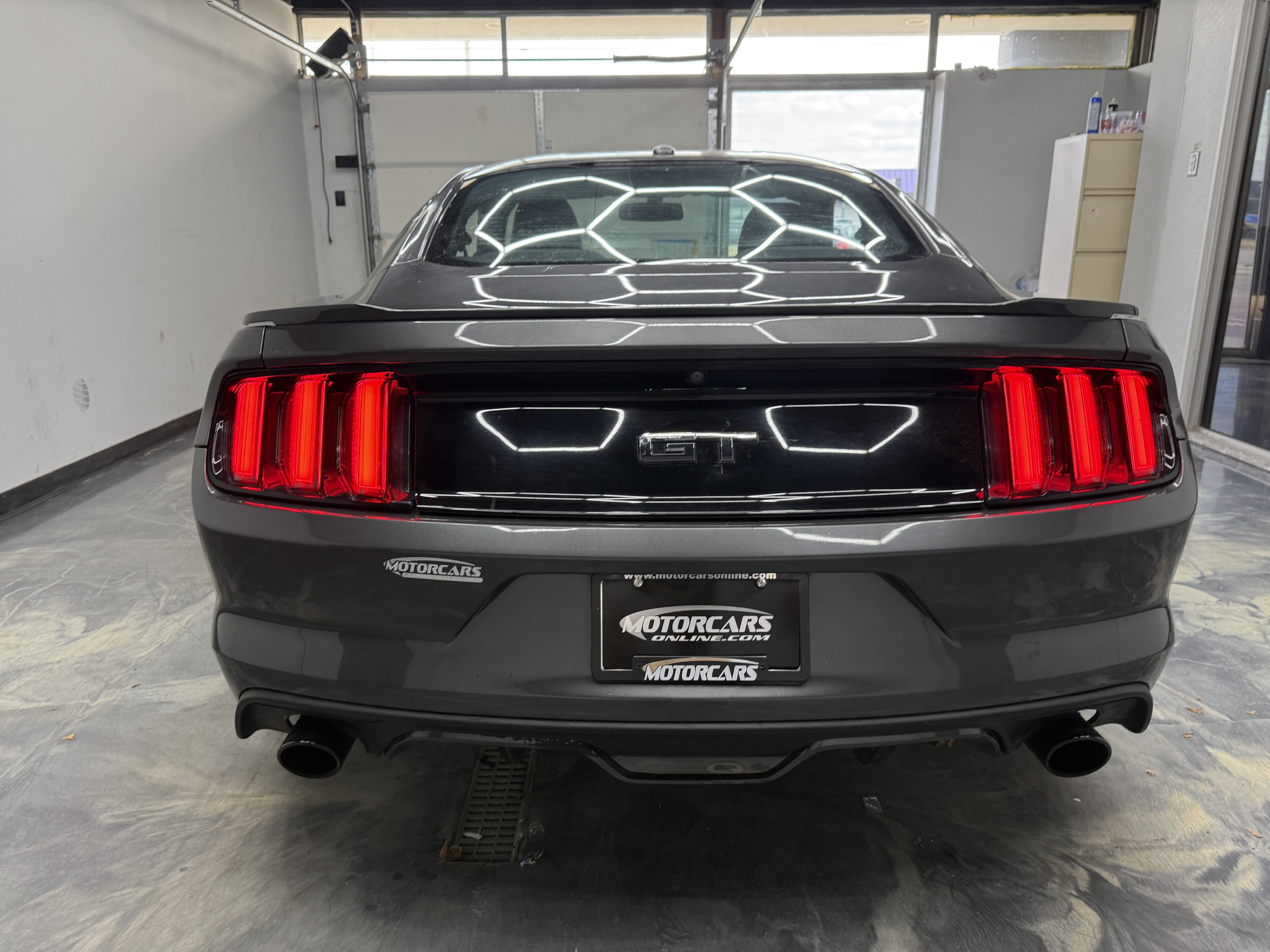 Used 2015 Ford Mustang GT Premium w/ Equipment Group 401A RWD image 4