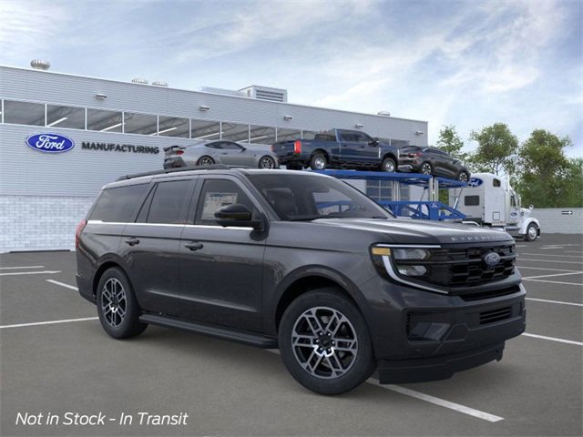 New 2025 Ford Expedition Active image 7