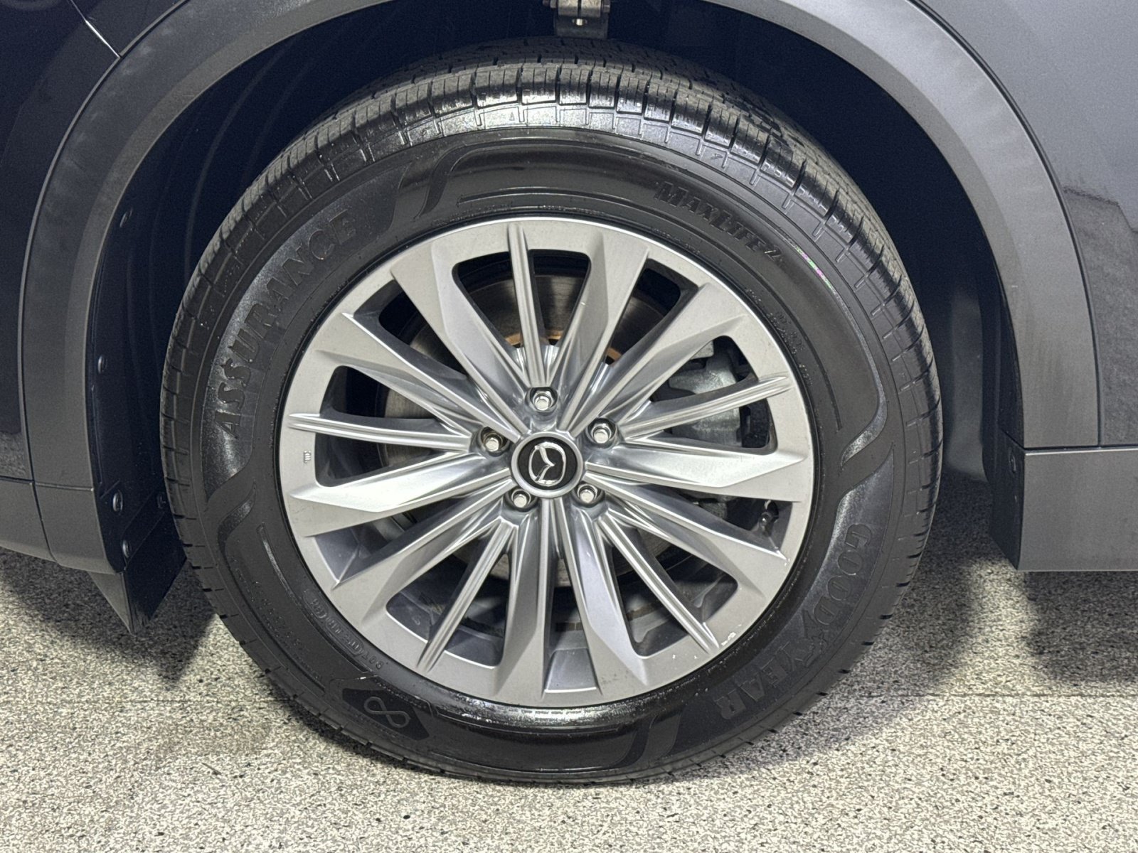 Used 2024 MAZDA CX-90 Plug-In Hybrid w/ Preferred AWD/4WD image 24