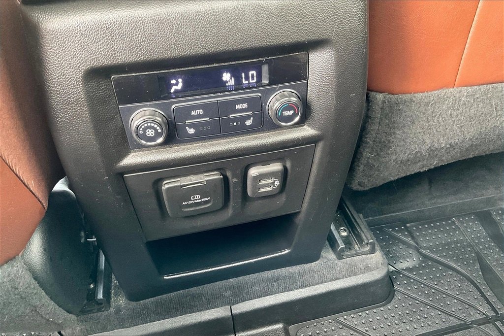 Used 2020 Chevrolet Traverse High Country w/ LPO, Floor Liner Package image 34