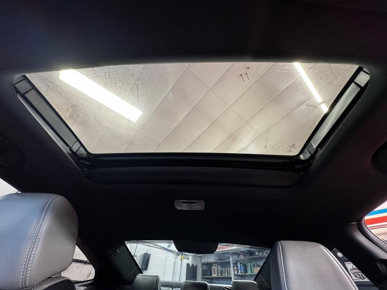 Used 2017 Honda Civic EX-L image 23