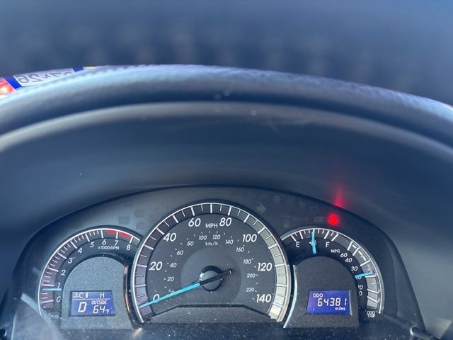 Used 2012 Toyota Camry SE FWD image 11