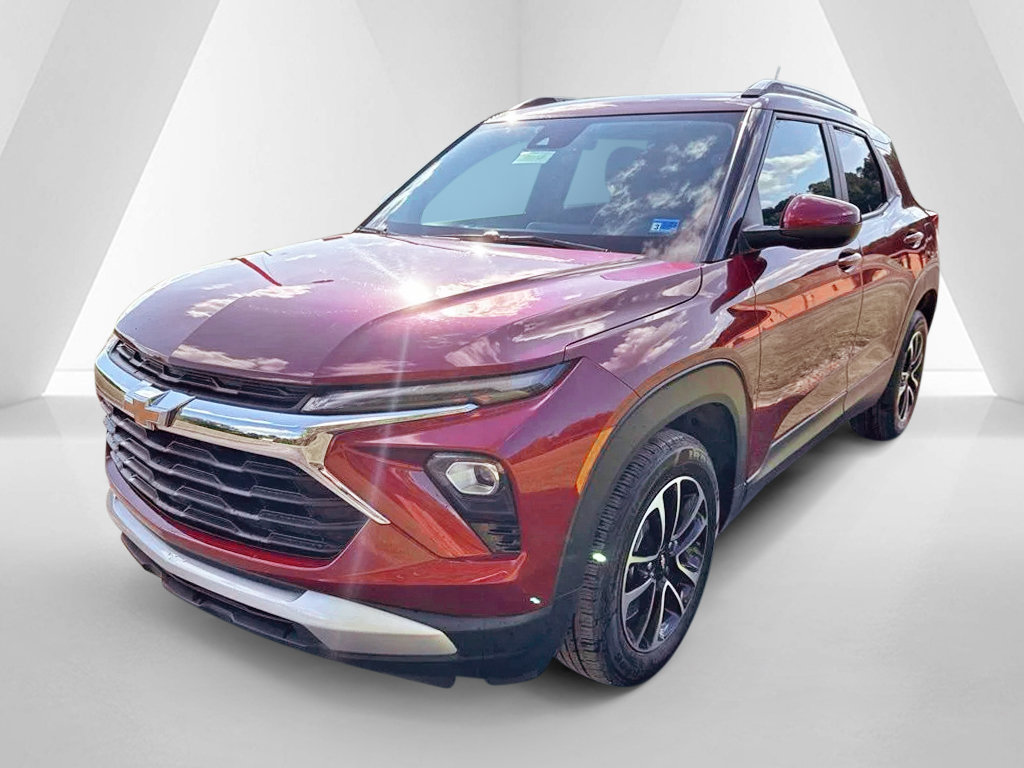 Used 2025 Chevrolet TrailBlazer LT FWD image 3