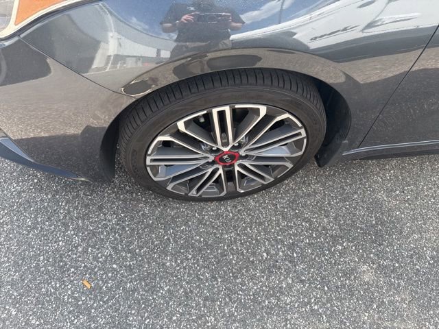 Used 2021 Kia Forte GT image 3