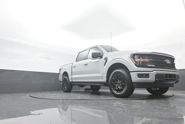 New 2026 Ford F150 XLT w/ Equipment Group 302A MID image 25