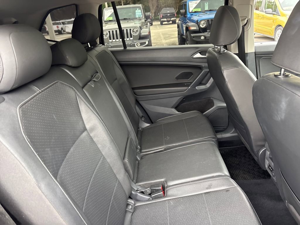 Used 2020 Volkswagen Tiguan SEL image 30