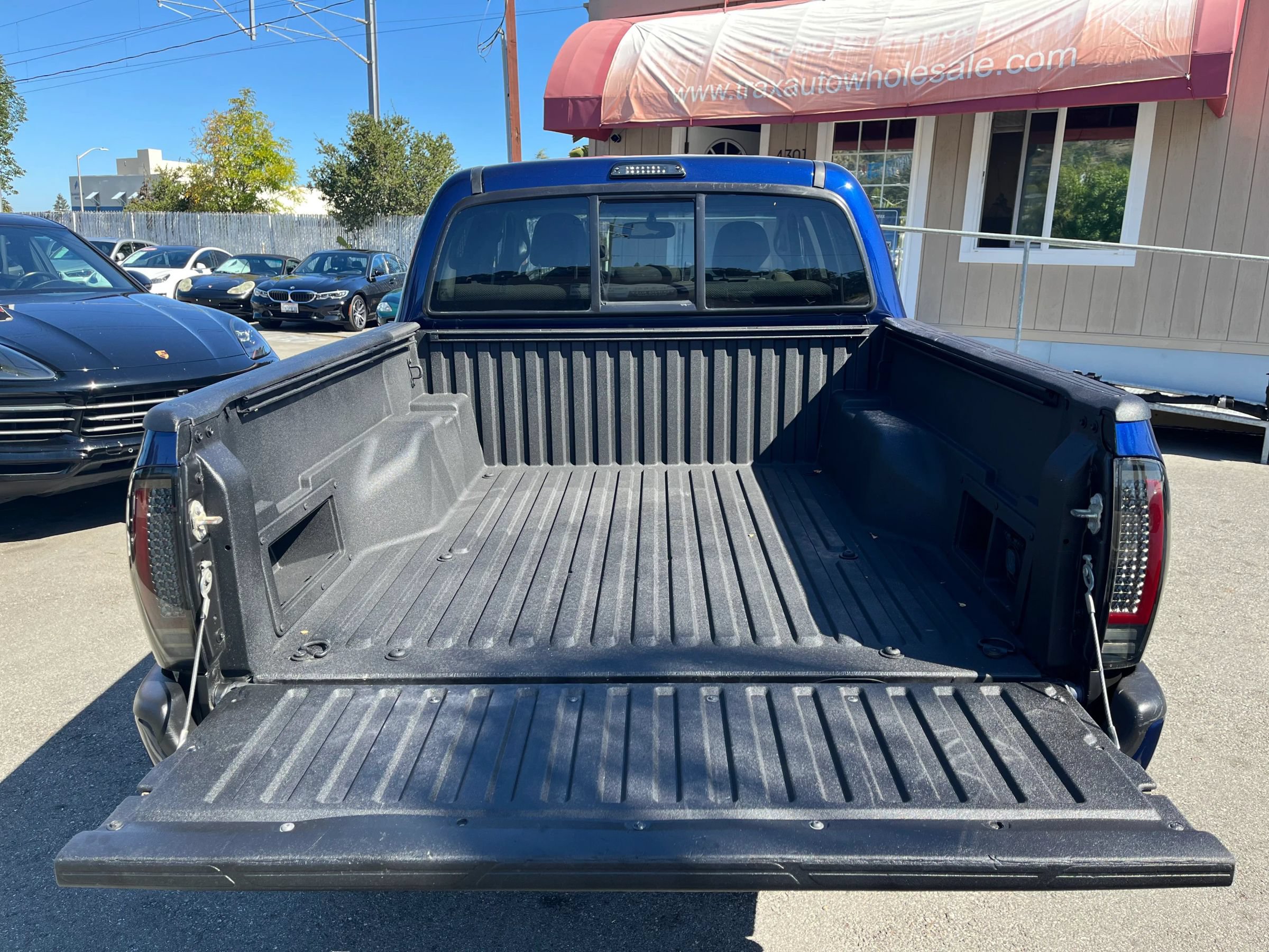 Used 2014 Toyota Tacoma PreRunner RWD image 5