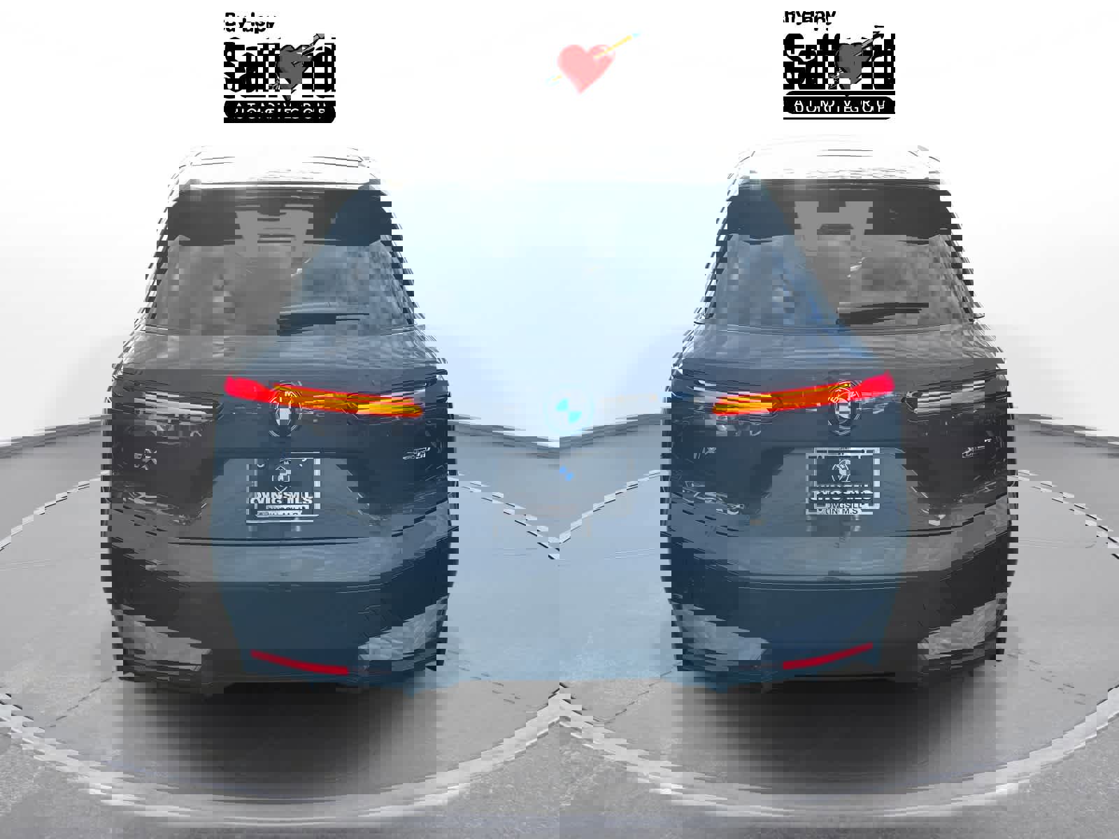 Used 2025 BMW iX xDrive50 w/ Premium Package image 13