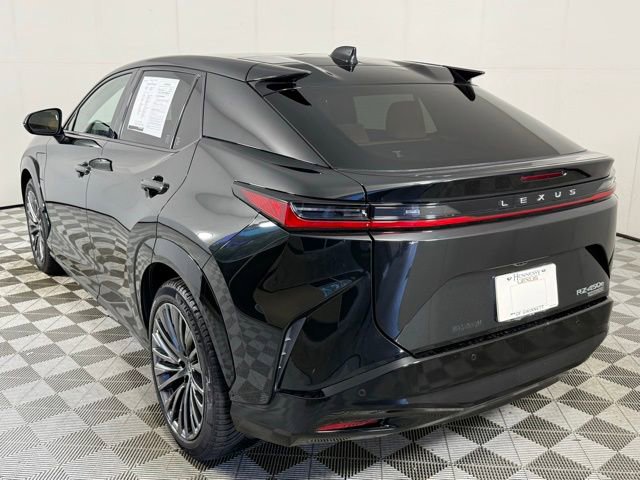 Used 2023 Lexus RZ 450e Premium w/ Cold Area Package AWD/4WD image 4