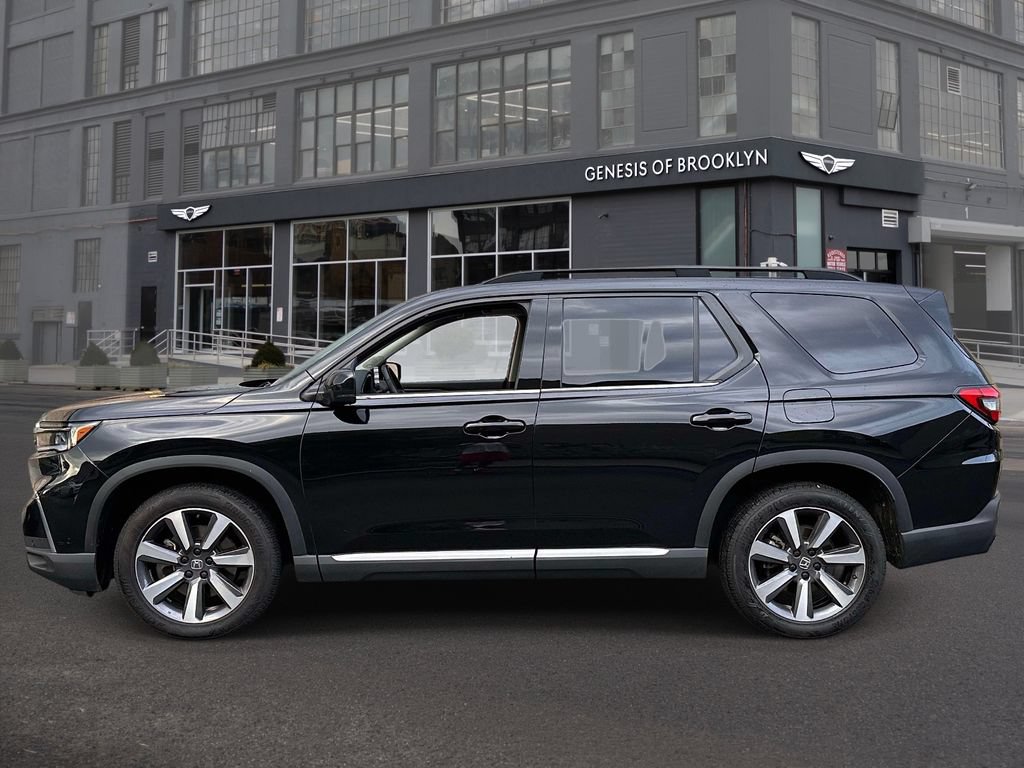 Used 2023 Honda Pilot Elite image 7