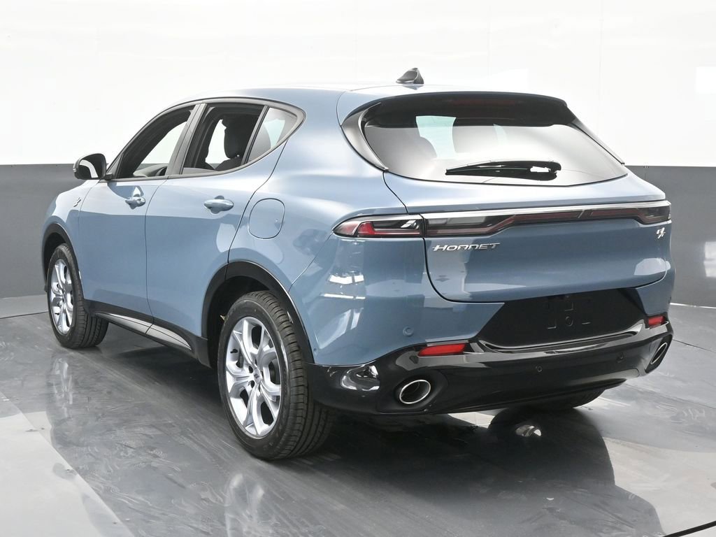 Used 2025 Dodge Hornet R/T w/ Tech Pack image 4