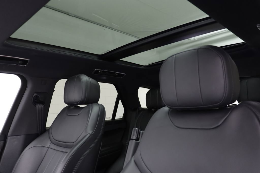 Certified 2025 Land Rover Range Rover Sport SE AWD/4WD image 13