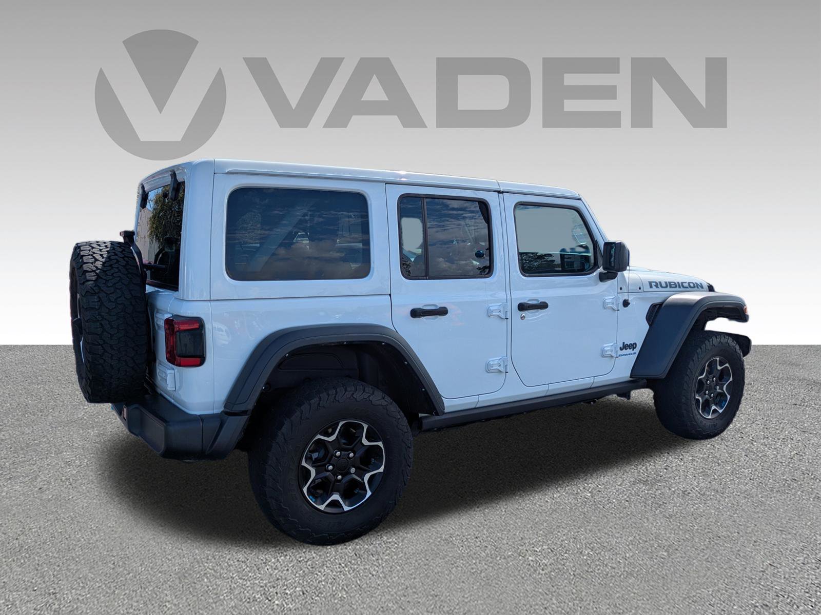 Used 2023 Jeep Wrangler Unlimited Rubicon 4xe w/ Cold Weather Group image 22