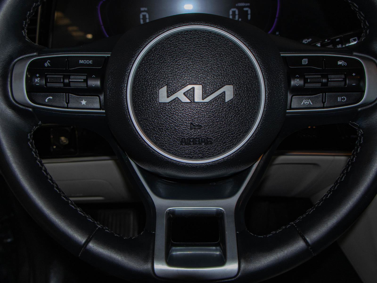 New 2025 Kia Sportage EX image 12