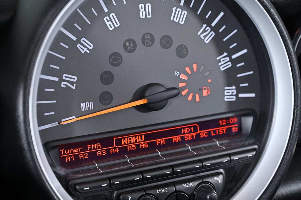 Used 2015 MINI Cooper S image 14