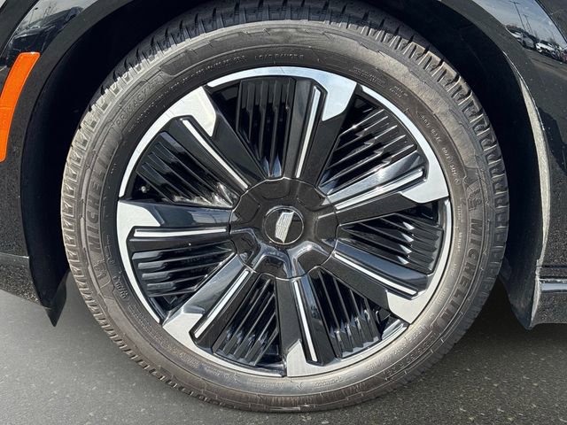 Used 2025 Cadillac Escalade IQ Sport 2 image 9