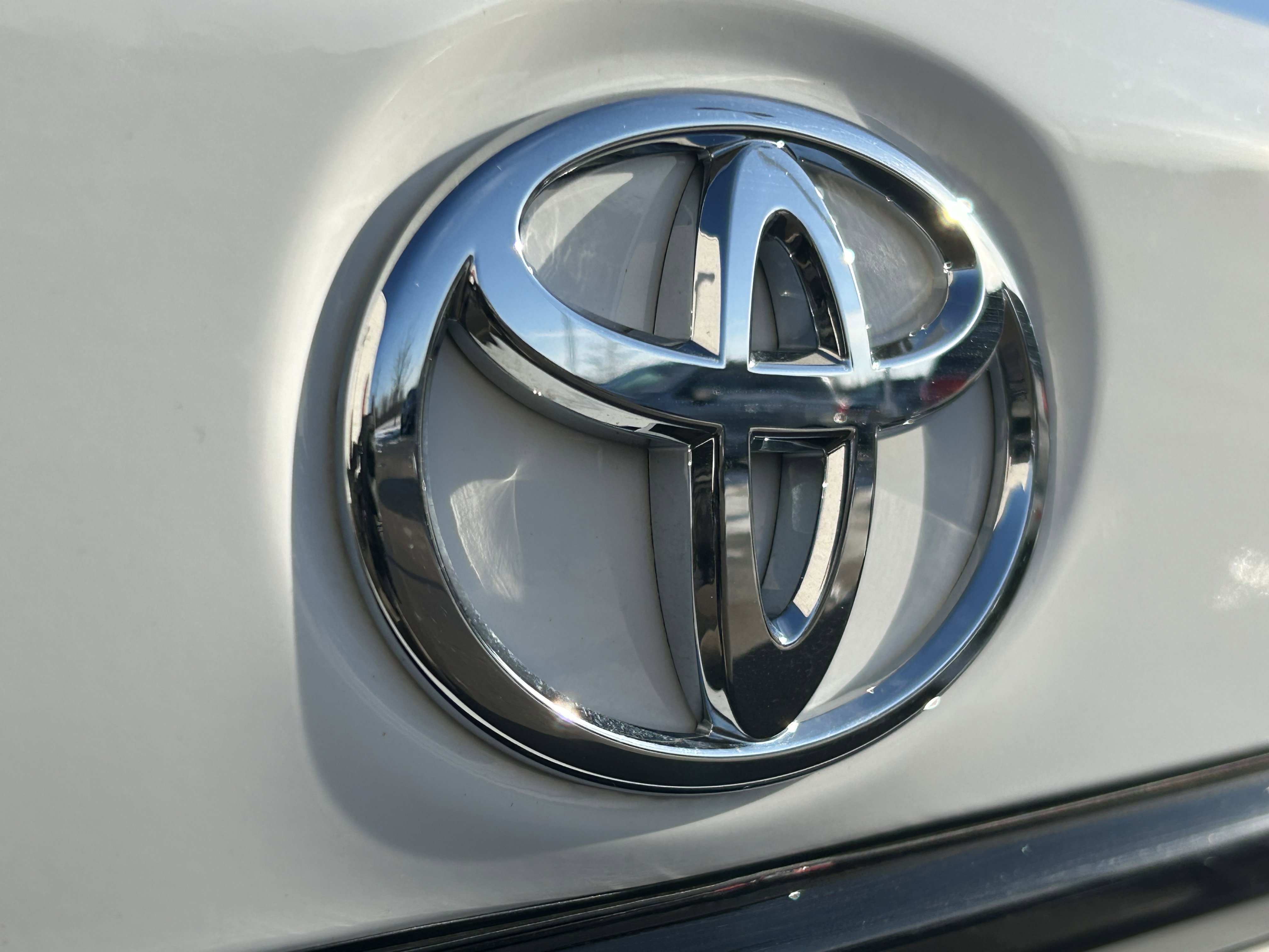 Certified 2025 Toyota Corolla LE image 7