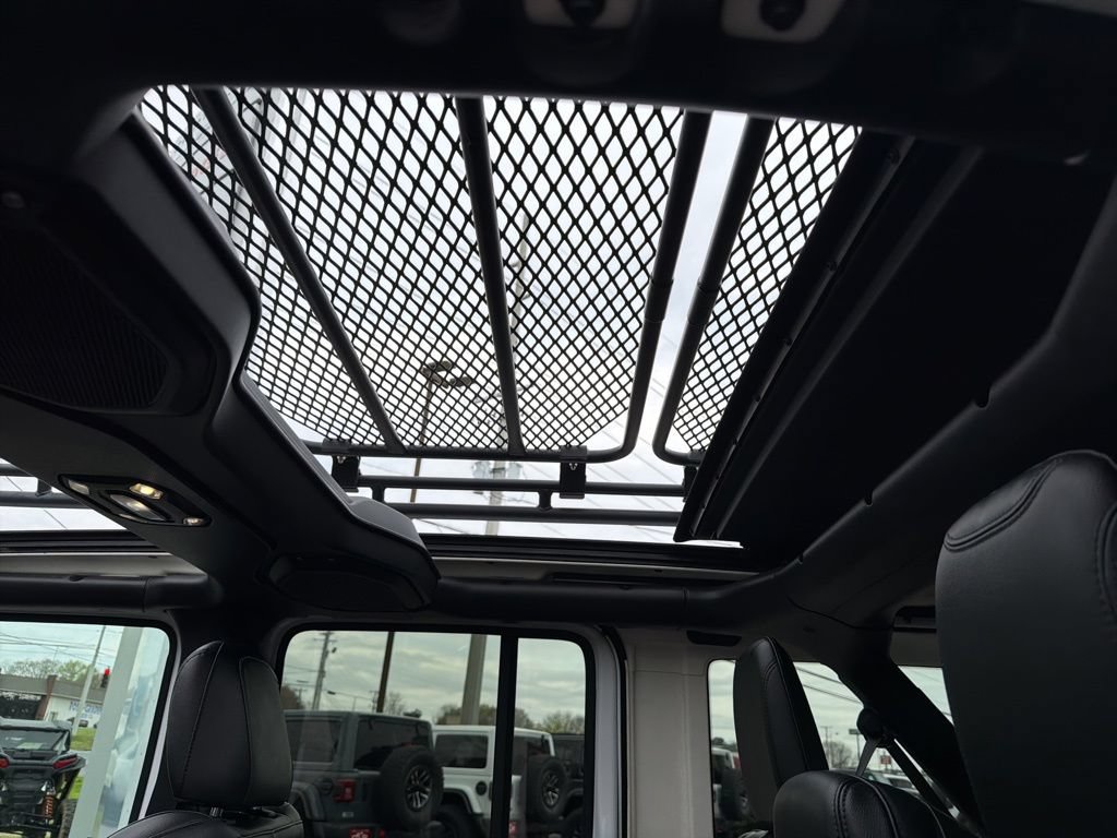 Used 2020 Jeep Wrangler Unlimited Rubicon AWD/4WD image 40