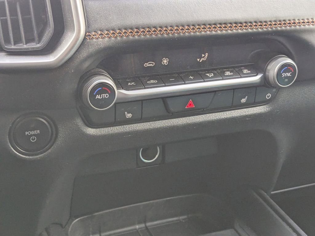 Used 2025 MAZDA CX-50 AWD 2.5 Hybrid w/ Premium Pkg image 22