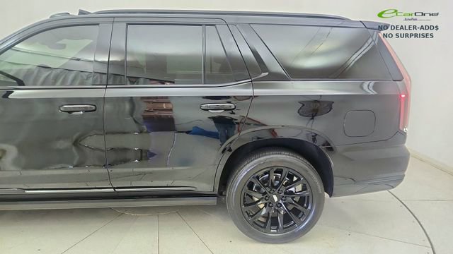 Used 2025 Cadillac Escalade Sport w/ Touring Package AWD/4WD image 11