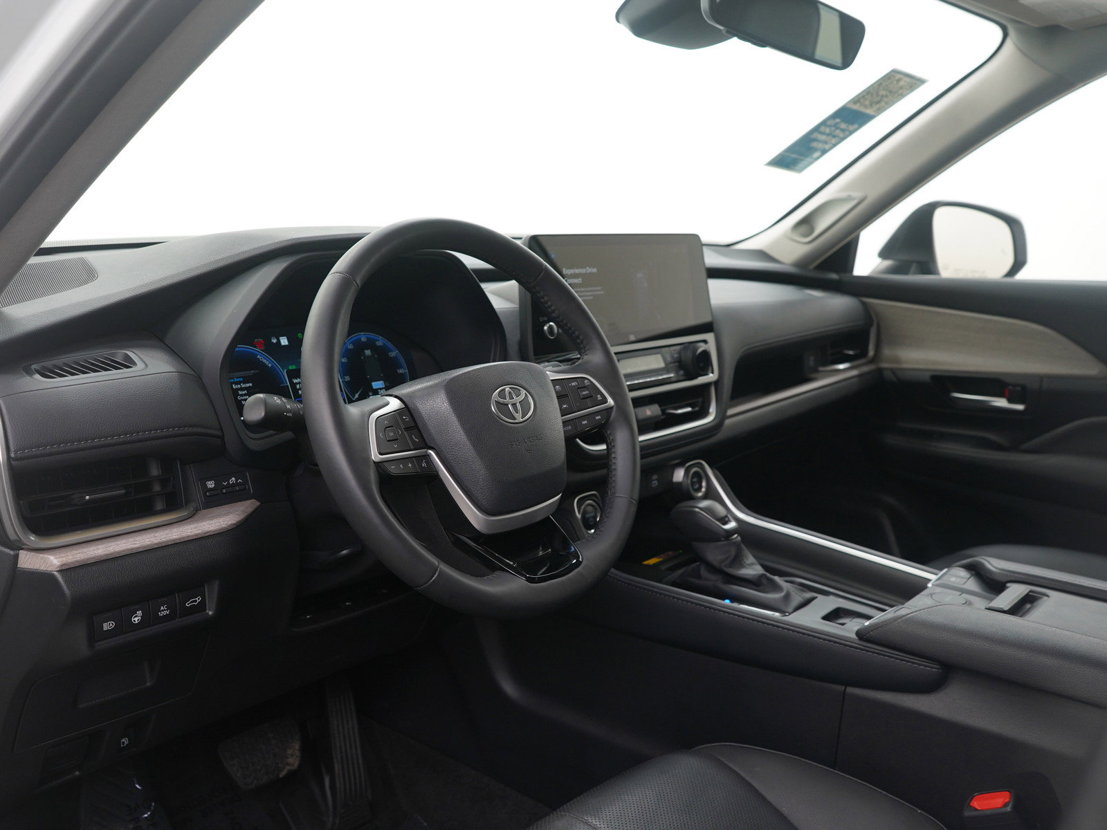 Used 2025 Toyota Grand Highlander AWD Hybrid image 17