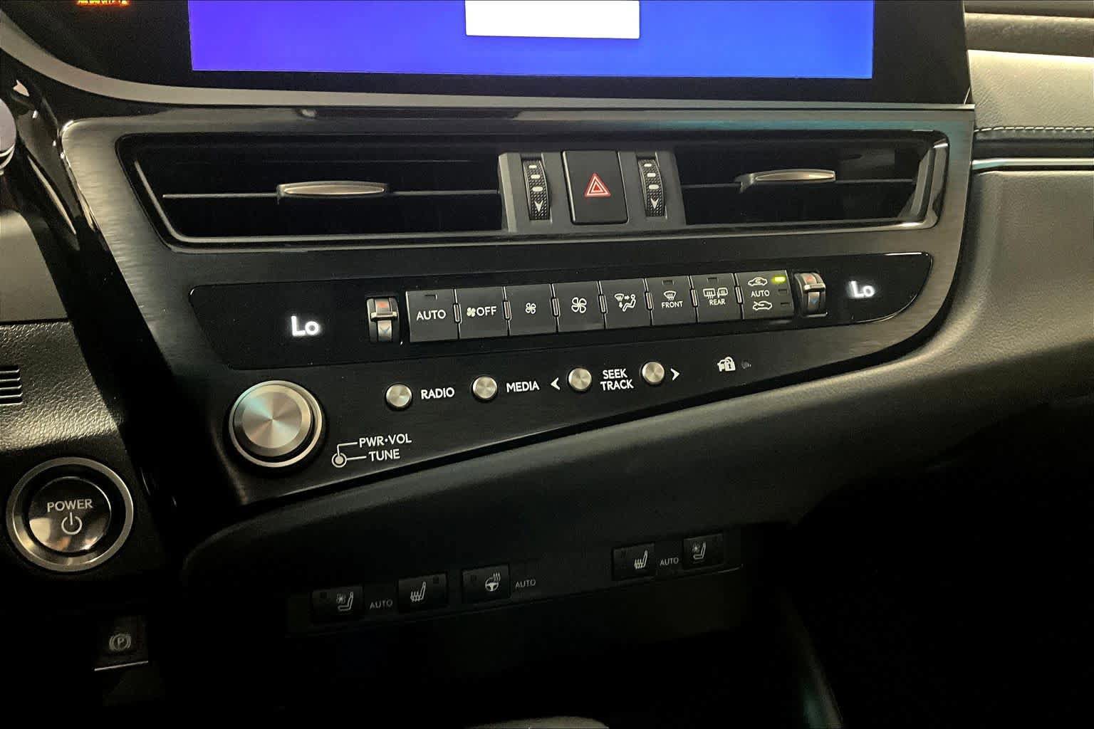 Used 2024 Lexus ES 300h w/ Premium Package FWD image 35