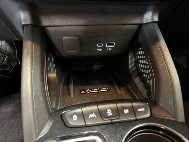 Used 2026 Chevrolet TrailBlazer LT w/ Convenience Package AWD/4WD image 16