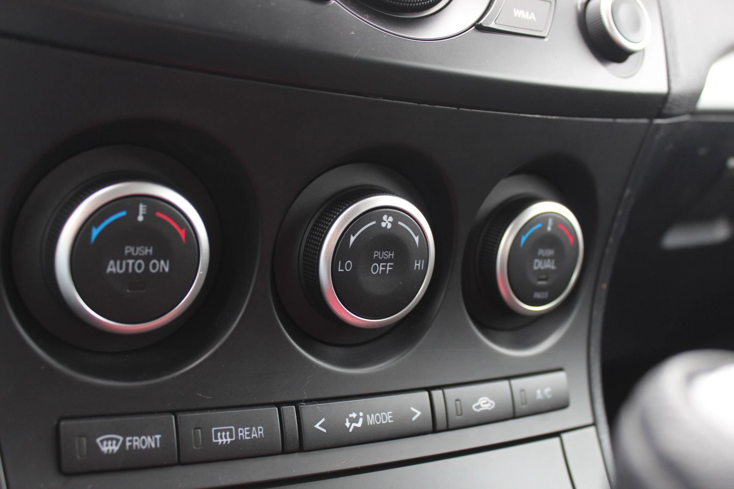 Used 2013 MAZDA MAZDA3 Touring image 26